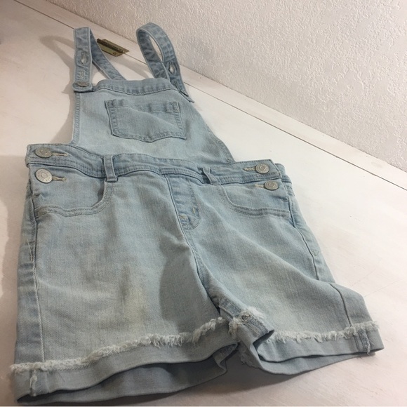 Cat & Jack Other - Cat & Jack Girls Super Stretch Shorts Jeans Overalls Light Wash Size S 6-6X